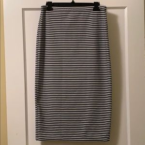 Max Studio Pencil Skirt
